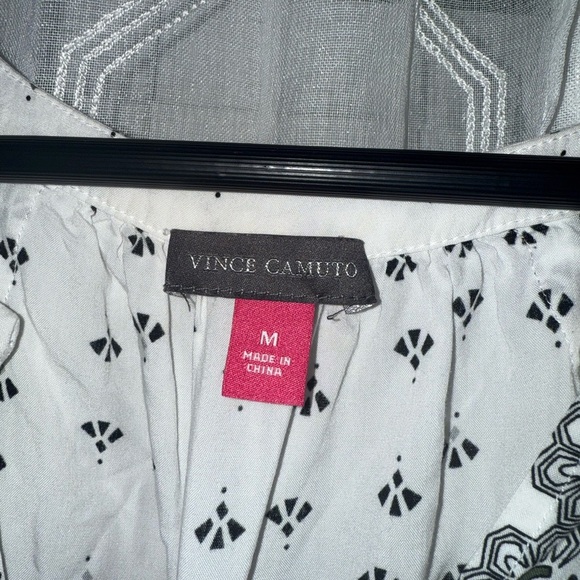 Vince Camuto Boho Sleeveless‎ Blouse Tank Top | Size Medium - Picture 2 of 3